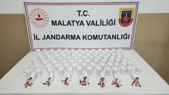 Jandarma Narkotik Operasyonunda 5 Bin 561 Sentetik Ecza Ele Geçirildi