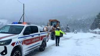 Darende–Malatya Yolu Trafiğe Açıldı: Sürücülere "Tedbir" Uyarısı