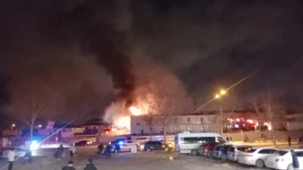 Malatya Yakınca’da Korkutan Yangın: İşçi Konteynerleri Alev Aldı