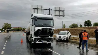 Doğanşehir’de Tır İle Otomobil Çarpıştı: 3 Yaralı