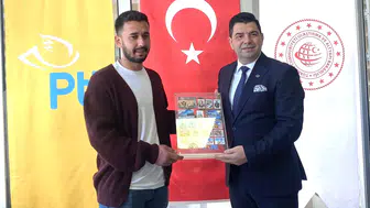 Malatya PTT'den 186. Yıla Özel 186 Müşteriye Plaket