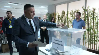 Başkan Sadıkoğlu'nun Listesi Mecliste Çoğunluğu Kazandı