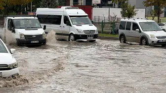 Malatya’da Sağanak Yağış Hayatı Olumsuz Etkiledi.!