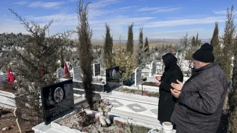 17 Saniyede Yok Olan Aile: Anne Kızıyla, Baba Oğluyla Yan Yana