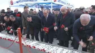 Malatya’da 6 Şubat’ın 3. Yılı: Deprem Anıtı Önünde Anma Töreni