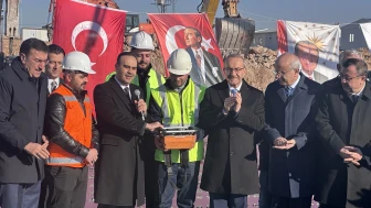 Bakan Kacır Malatya Türkiye Yüzyılı’nın Üretim Üssü Haline Getiriyoruz