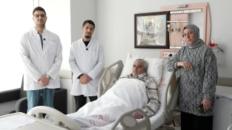 Malatya’da tıp başarısı: 20 santimetrelik dev kitle kapalı yöntemle çıkarıldı!