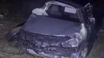 Pütürge yolunda feci kaza: Otomobil uçuruma yuvarlandı, 1 ölü 4 yaralı!