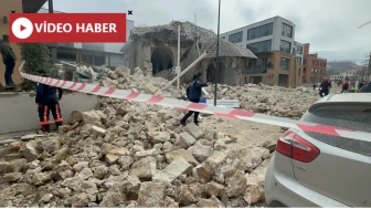 Malatya’da Tarihi Çınarlı Camii Restorasyonunda Çökme: 1 Yaralı