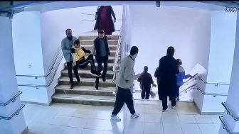 Depremde Öğretmenler: Öğrencilerini Kucaklayıp Güvene Taşıdılar