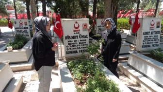 Malatya'da Bayram Öncesi Şehitlik Ziyareti Düzenlendi