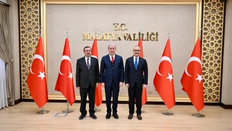 Hulusi Akar Malatya’da Çeşitli Temaslarda Bulunarak Gençlerle Buluştu