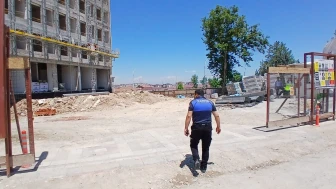 Battalgazi Zabıtası YKS Sürecinde Sahada Görev Başında