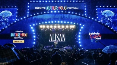 Alişan, Malatya’daki Konserini Yağmur Nedeniyle Erken Bitirdi