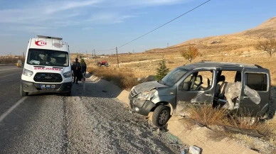 Malatya Doğanşehir’de Hafif Ticari Araç Takla Attı: 1 Yaralı