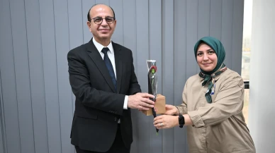 Başkan Geçit'ten Öğretmenlere Jest: Hem Hediye Hem İndirim