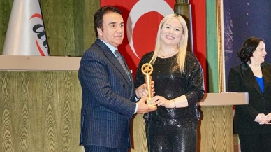 Başkentte Malatya Rüzgarı: Tuğçe Asena Ilgar "Yılın Muhtarı" Seçildi