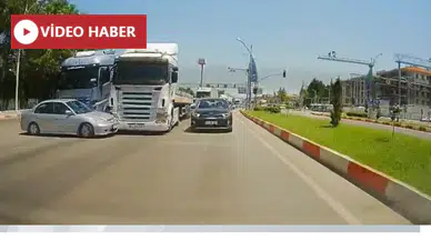 Malatya’da Korkunç Kaza Kamerada: Otomobil Tırın Önünde Metrelerce Sürüklendi!