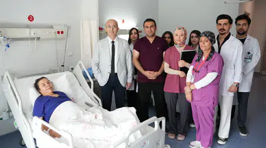 Karın Ağrısıyla Hastaneye Başvurdu, 15 Kilogramlık Kitle Çıkarıldı