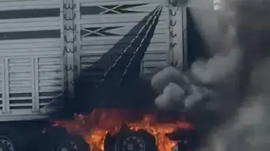 Darende'de Seyir Halindeki Tırın Dorsesi Alev Aldı!