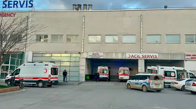 Bostanbaşı'nda Trafik Kazası: 4'ü Çocuk 5 Kişi Yaralandı