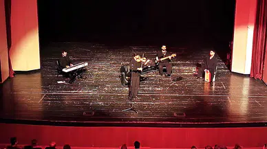 Javadoff, Malatya'da Müzik Tutkunlarını Büyüledi.!