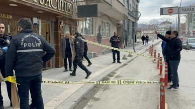 Kuyumcuda Silahlı Soygun Girişimi: Şüpheli Kıskıvrak Yakalandı