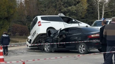 İnönü Üniversitesi kampüsünde zincirleme kaza: 3 kişi yaralandı!