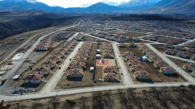 Akçadağ Ören Mahallesinde 382 Deprem Konutu Sahiplerine Teslim Edildi