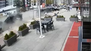 Otomobil Park Halindeki Araçlara Çarptı: Kadın Sürücü Yaralandı