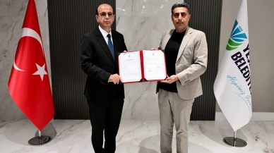 Yeşilyurt’un 7. Taziye Evi Tecde’ye: Başkan Geçit ve Hayırsever Kurt Arasında Protokol İmzalandı