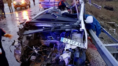 Erkenek’teki feci kazada ölen 3 gencin kimlikleri belli oldu