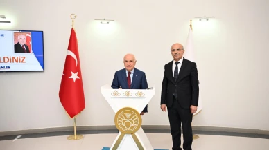 Cemil Çiçek’ten Önemli Vurgu Malatya ve Turgut Özal'ın Önemi Anlatıldı