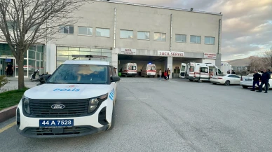 Yeşilyurt’ta akrabalar arasında bıçaklı kavga: 2 kardeş yaralandı