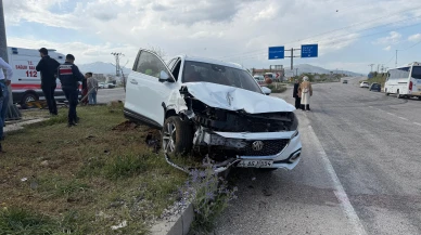 Malatya-Adıyaman Karayolunda Trafik Kazasında 3 Kişi Yaralandı