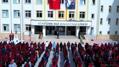 Atatürk Kız Anadolu Lisesinde Cumhuriyet Coşkusu.!