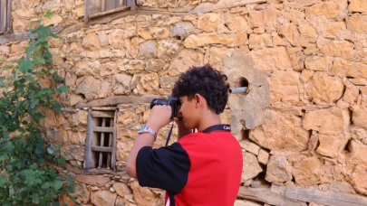 Düşler Atölyesi ile Çocuklar Fotoğrafçılığı Keşfediyor