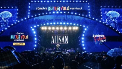 Alişan, Malatya’daki Konserini Yağmur Nedeniyle Erken Bitirdi