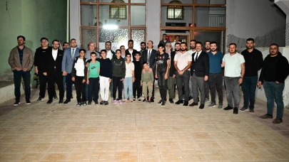 Başkan Geçit, Mahalleleri Gezerek Vatandaşların Taleplerini Dinliyor