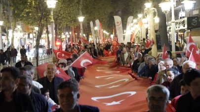 Malatya’da Coşkulu Cumhuriyet Yürüyüşü: “Atatürk’ün İzindeyiz”