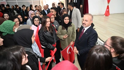 Bakan Yardımcısı Turan: Türkiye Her Masada Var Artık