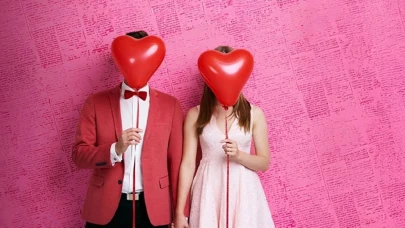 “Hüzünbaz İlişkiler” Malatya’da: Kahkaha ve Sorgulama Bir Arada