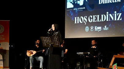 Yeşilyurt’ta “Şiir Ve Müzik Dinletisi” Sanatseverlerden Tam Not Aldı