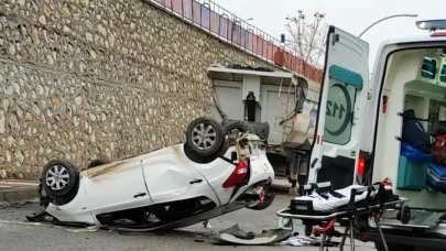 Okul Önünde Faciadan Dönüldü: El Freni Çekilmeyen Araç