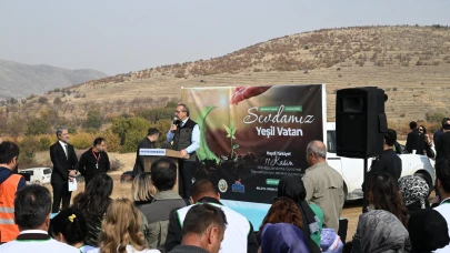 Malatya'da 733 Bin 650 Yeni Fidan Toprakla Buluştu