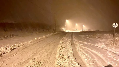 Kar Çalışmaları Gece Boyu Sürdü: Başkan Bozkurt Açıklama Yaptı
