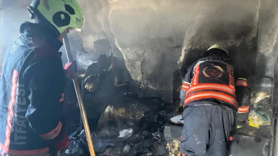 Malatya'da Korkutan Yangın: Alevlere Teslim Olan Ev Kül Oldu