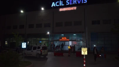 Malatya'da bir kişi ayırmaya çalıştığı kavgada bıçakla ağır yaralandı