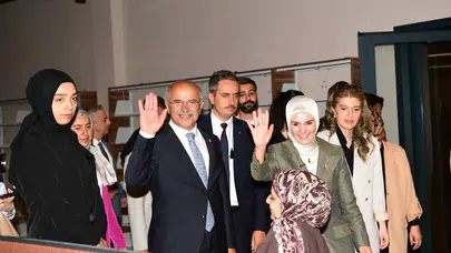 Bakan Göktaş’tan Malatya Şehir Kütüphanesi’ne Tam Not
