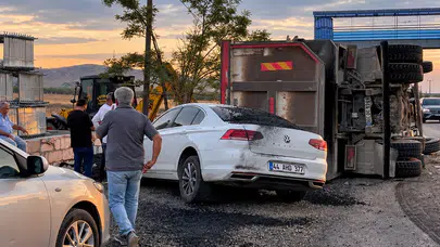 Malatya'da Kamyon Çarpan Adliye Katibi Ağır Yaralandı